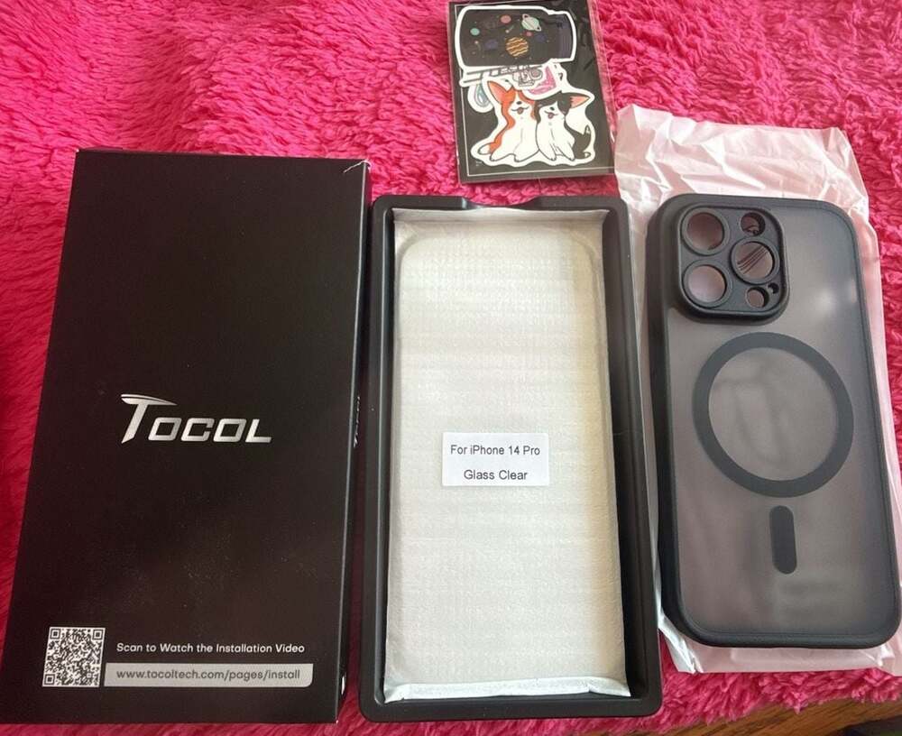 TOCOL iPhone 14 Pro Case Matte Black 2+1 Kit with Screen Protectors and MagSafe